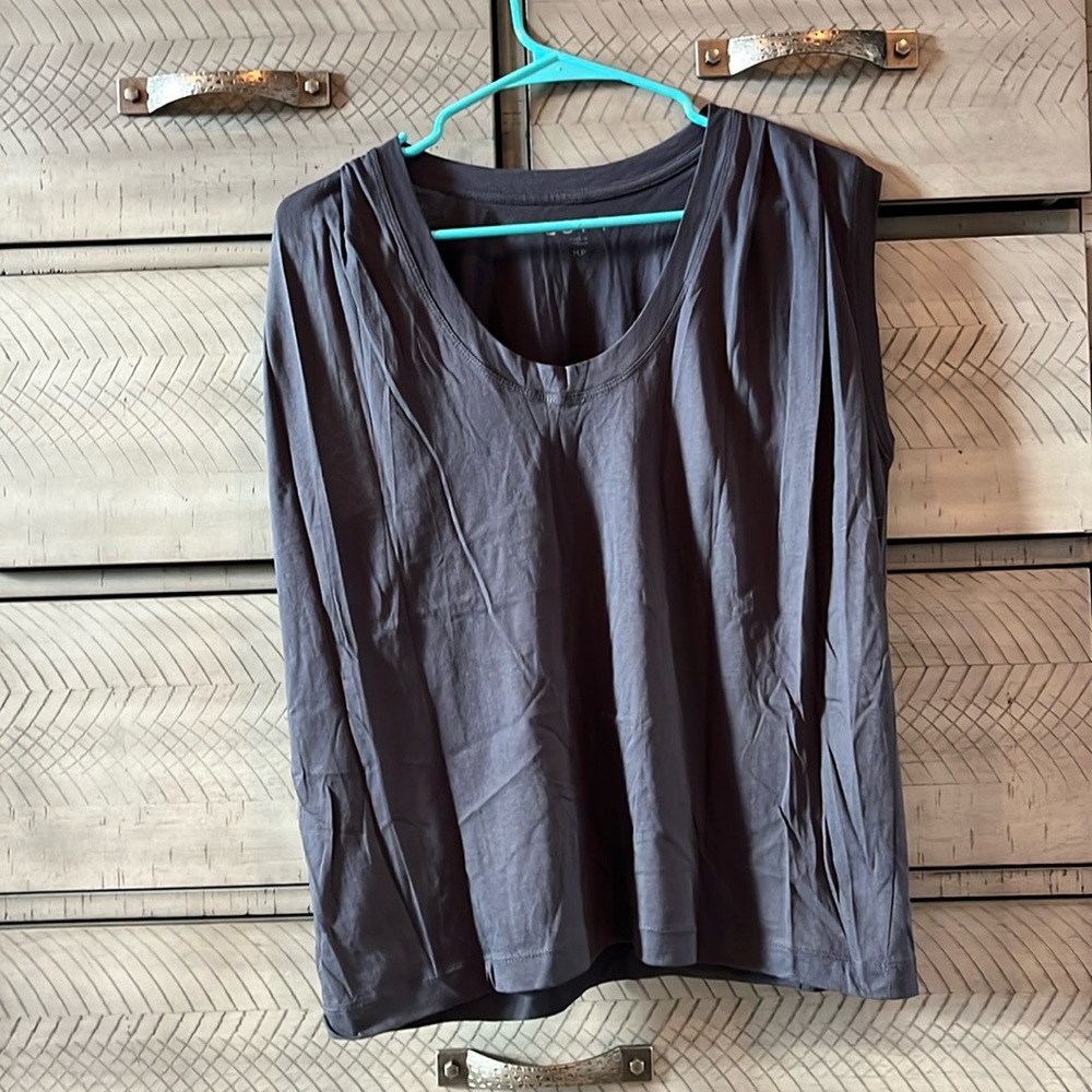 Loft T-shirt